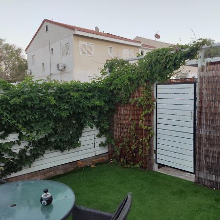 Ester'S Place Eilat Ngoại thất bức ảnh